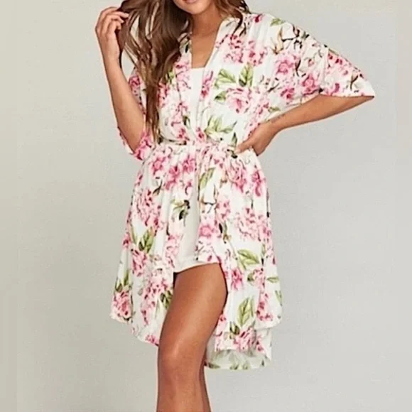 ANTHROPOLOGIE SHOW ME YOUR MUMU STRETCH BOHO WHITE PINK FLORAL SHORT ROBE OSFM - Picture 1 of 10